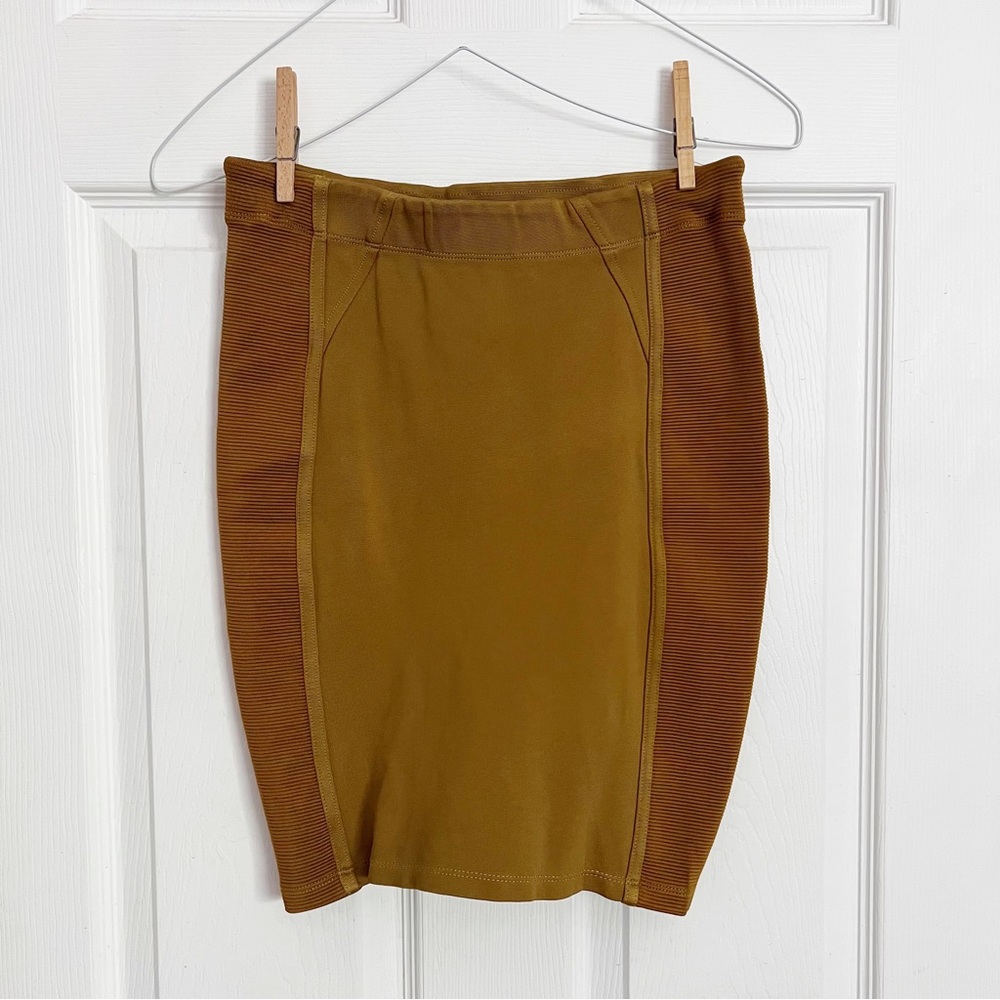 BCBGMAXAZRIA | Dark Ochre (Goldenrod) Bodycon Skirt